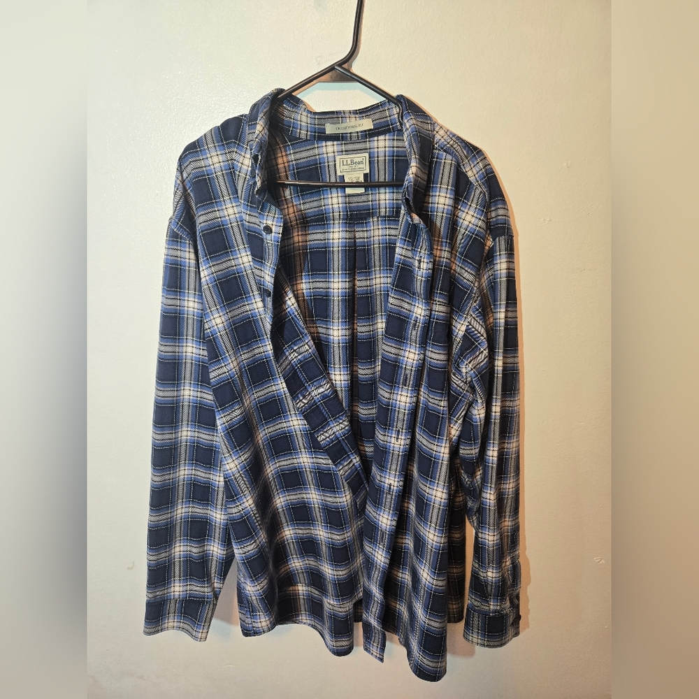 L.L Bean Men's Blue Plaid Shirt Size XXL - Picture 2 of 5